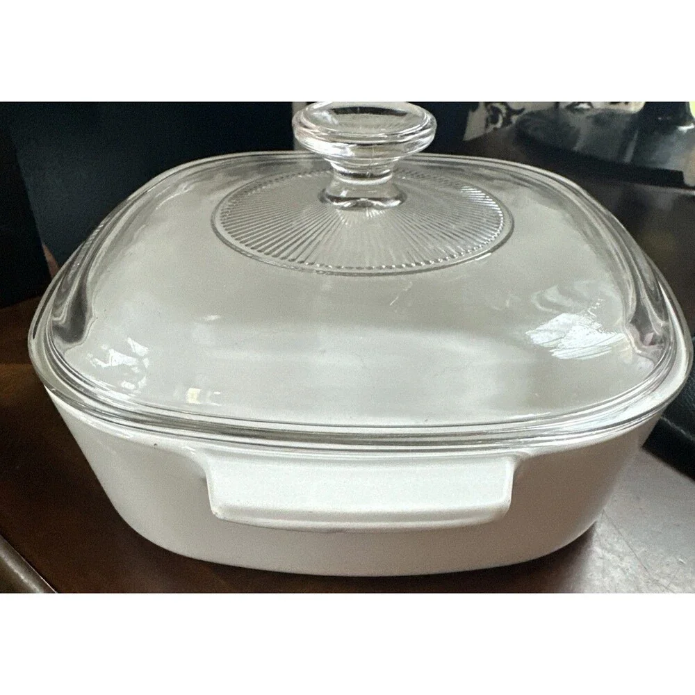 VTG Pyrex 2qt Cornflower A-2-B Casserole with Lid A9C